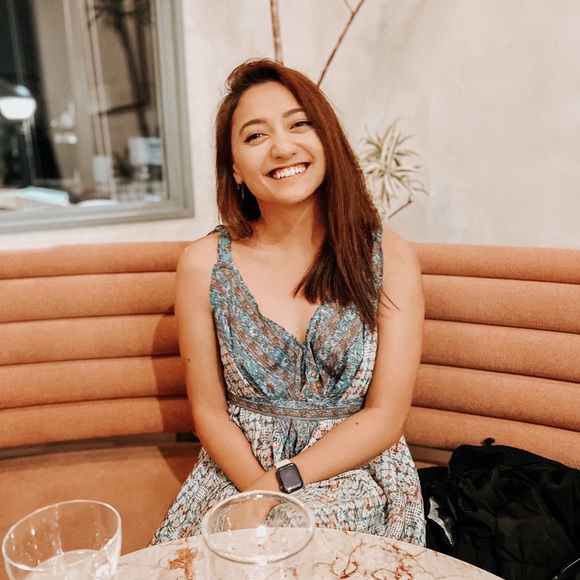 Meet your Posher, Quynh - Picture 5 of 6